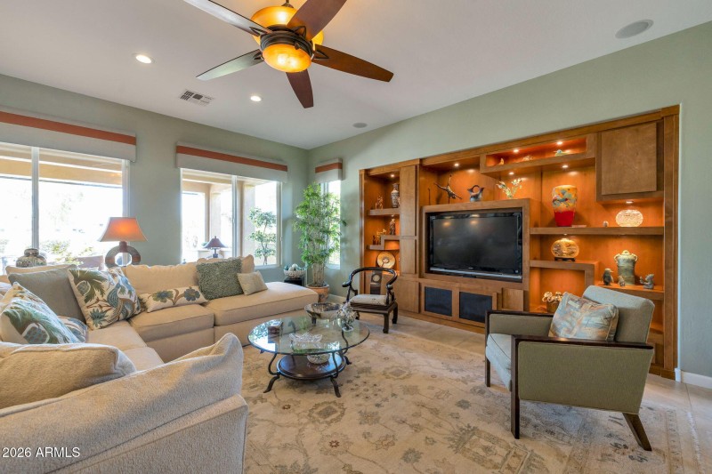 11-web-or-mls-Qp-2630