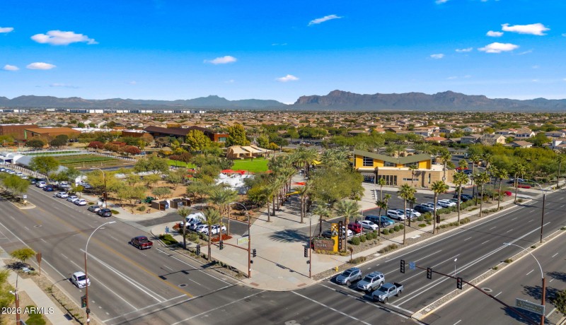 38-web-or-mls-EASTMARK COMMUNITY CENTER1