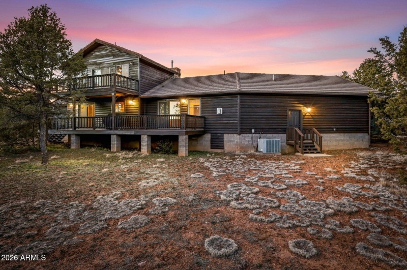 2750ColumbiaLn-OvergaardAZ-5