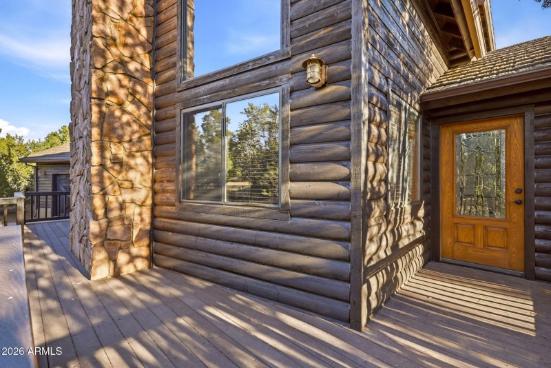 2750ColumbiaLn-OvergaardAZ-10