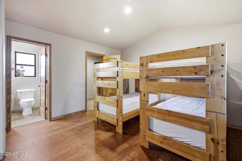 2750ColumbiaLn-OvergaardAZ-25