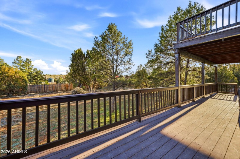 2750ColumbiaLn-OvergaardAZ-33