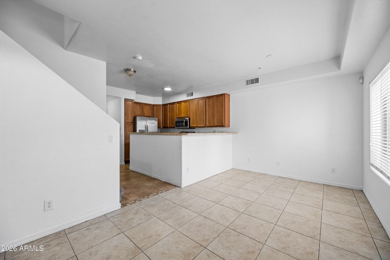 3-4608WMA1198-ocupix-