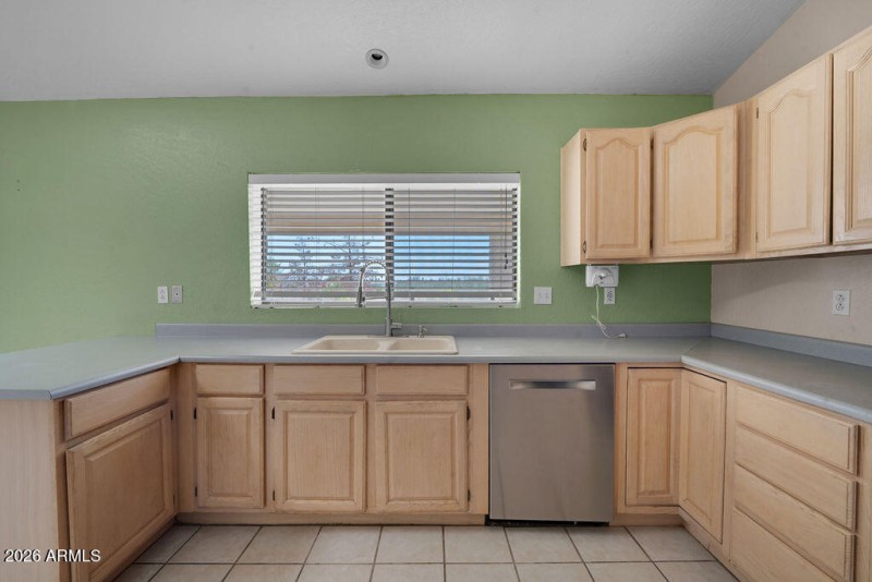 8837esunland-61-8837esunland-65