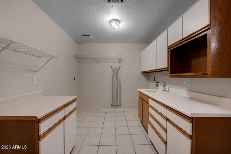 8837esunland-131-8837esunland-135