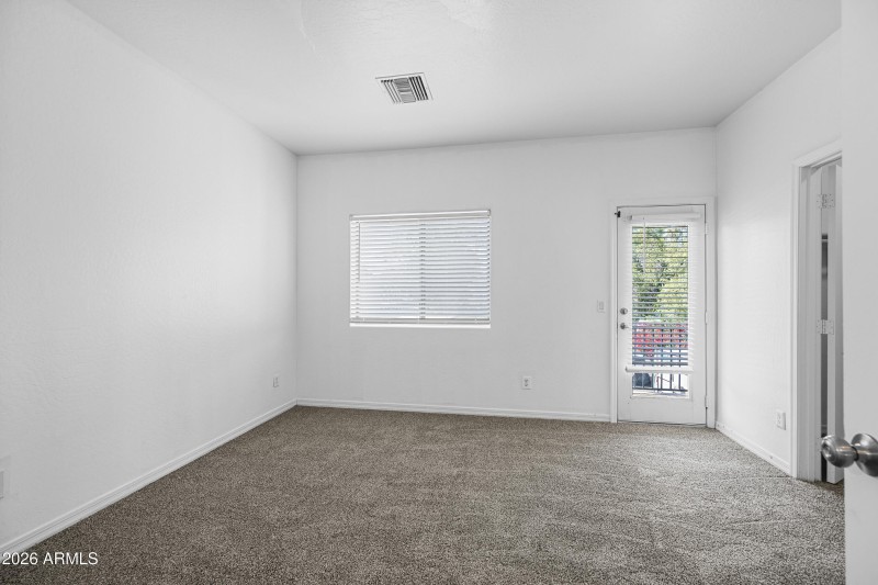 12-4608WMA1198-ocupix-