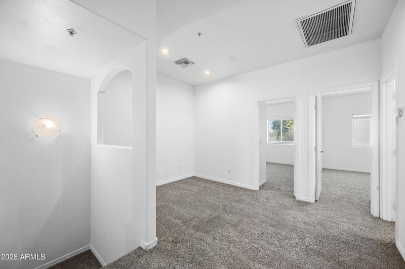 17-4608WMA1198-ocupix-