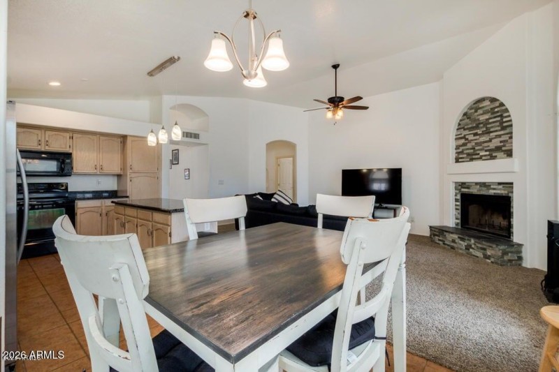 20200512153557536289000000-o