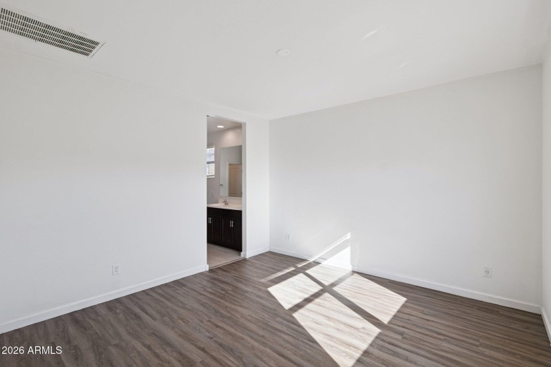 11-web-or-mls-4355-w-allen-st