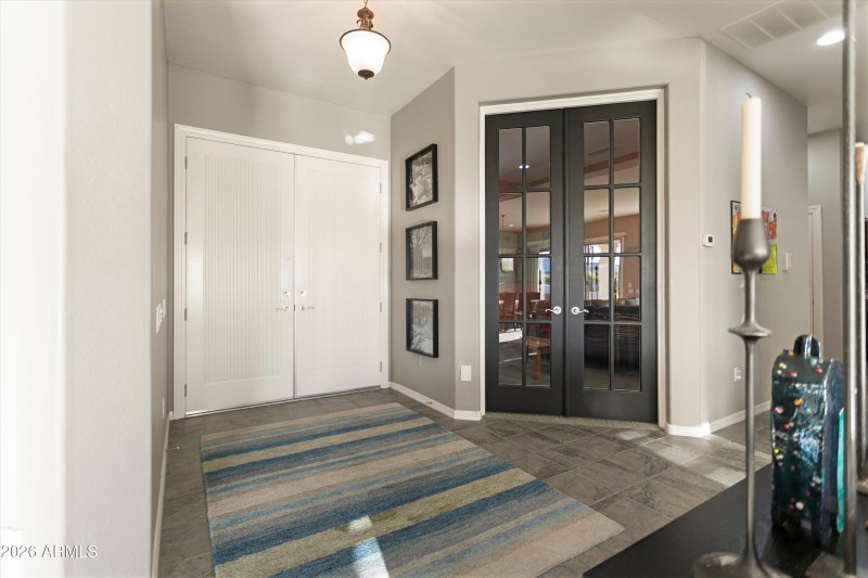 10-16385 W Glacier Ct