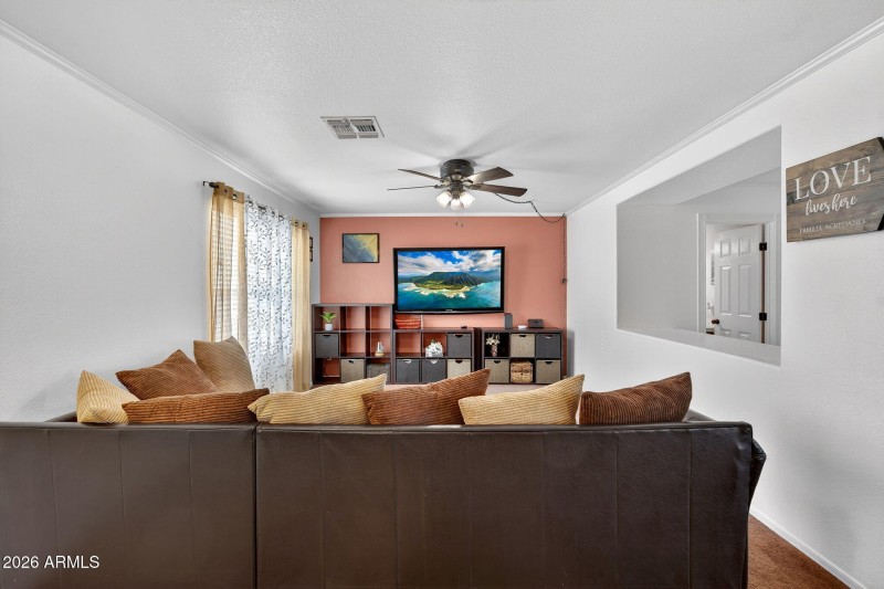 6-web-or-mls-47E Winged Foot Dr