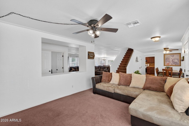 8-web-or-mls-48E Winged Foot Dr