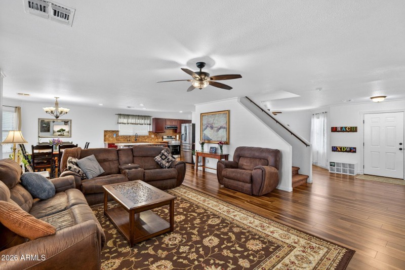 9-web-or-mls-55E Winged Foot Dr