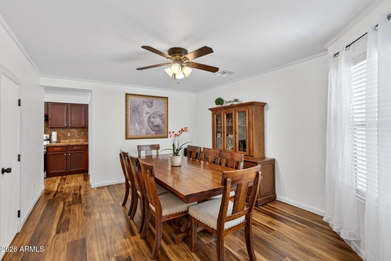 21-web-or-mls-49E Winged Foot Dr