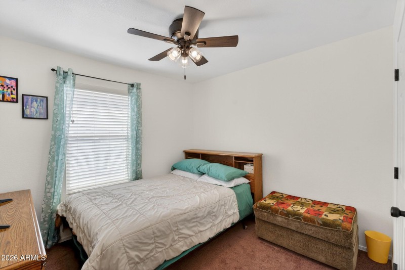 39-web-or-mls-37E Winged Foot Dr