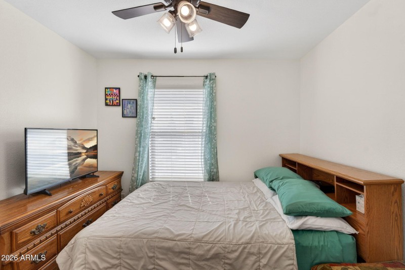 41-web-or-mls-39E Winged Foot Dr