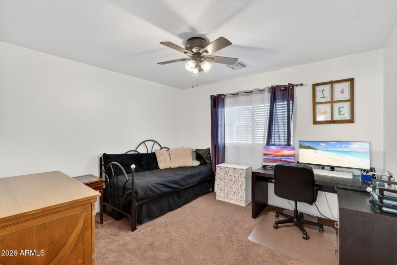 45-web-or-mls-51E Winged Foot Dr