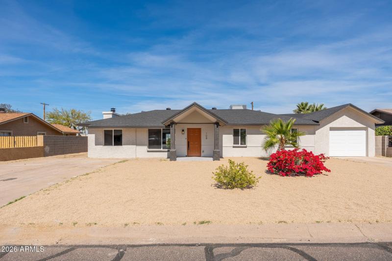 108 E Monte Way - 01