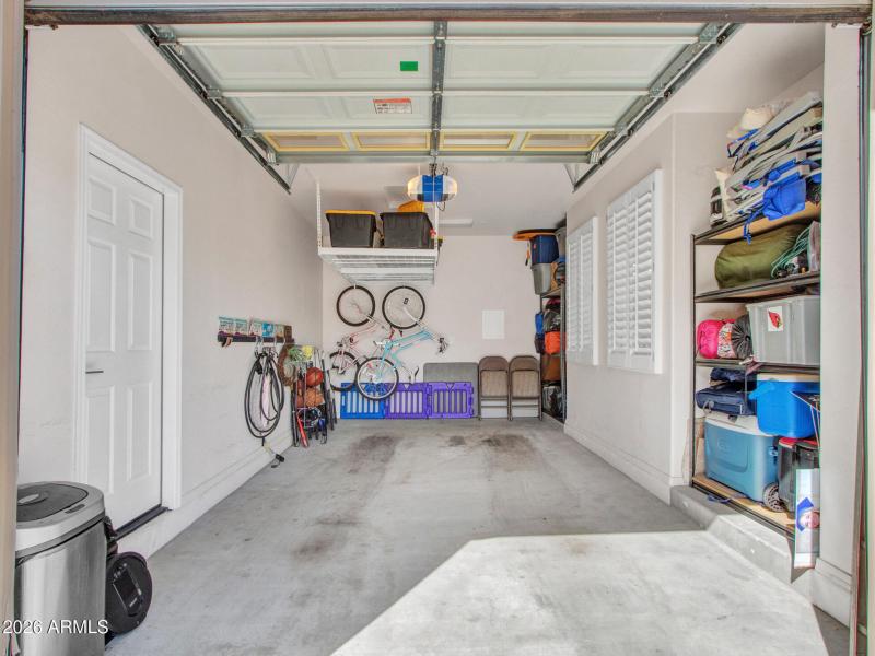 04-Single-car-garage