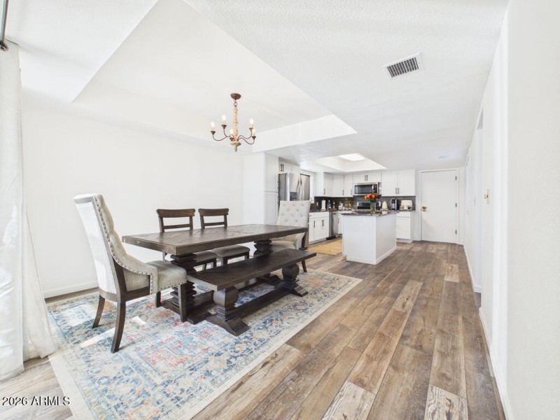 CAM06294G6-PR0015-STILL019