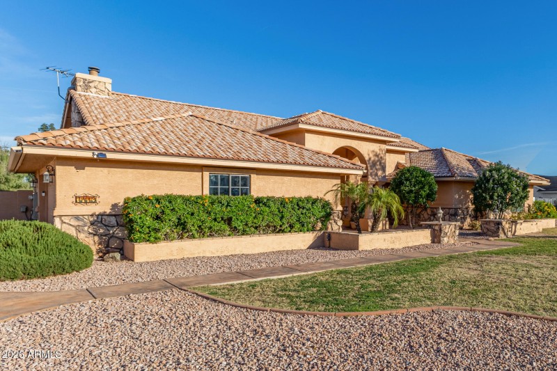 Manicured Landscaping