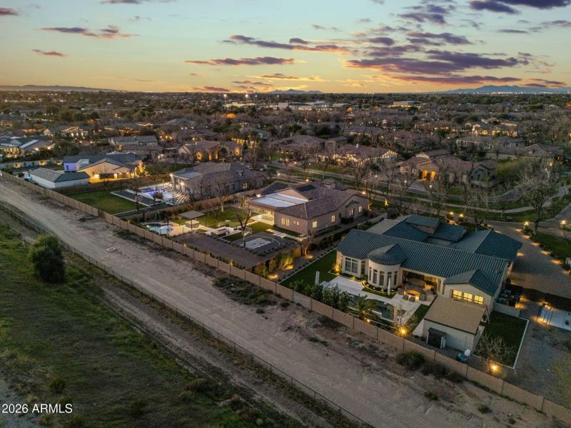 102_119-web-or-mls-dji_20260219183951_03