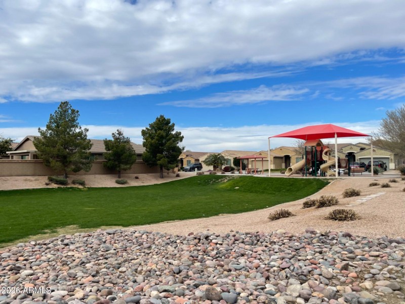 0DF743D4-D7BB-4FF0-B562-BF00E6C4E24E