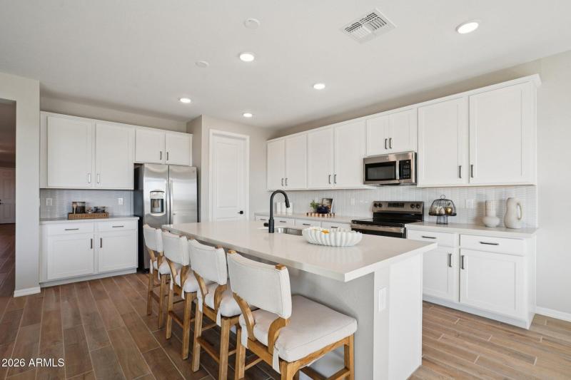 18-web-or-mls-Homesteaders Rd-S2002-018