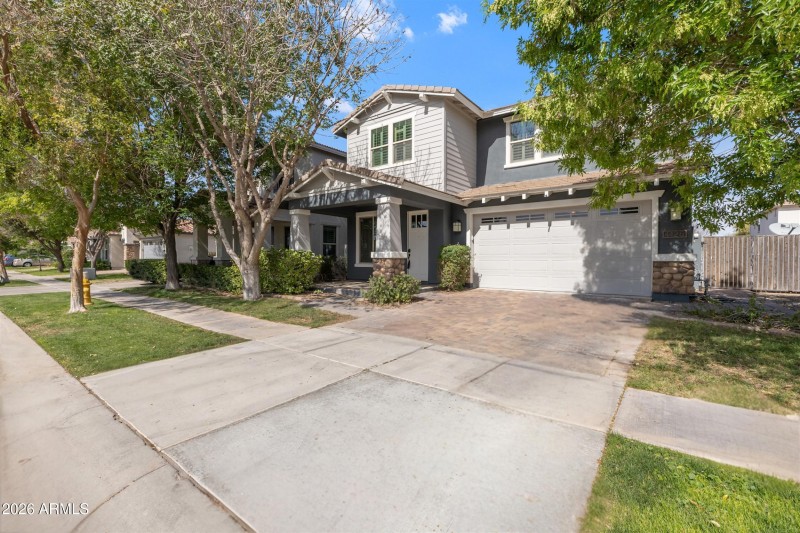 4_front exterior.png