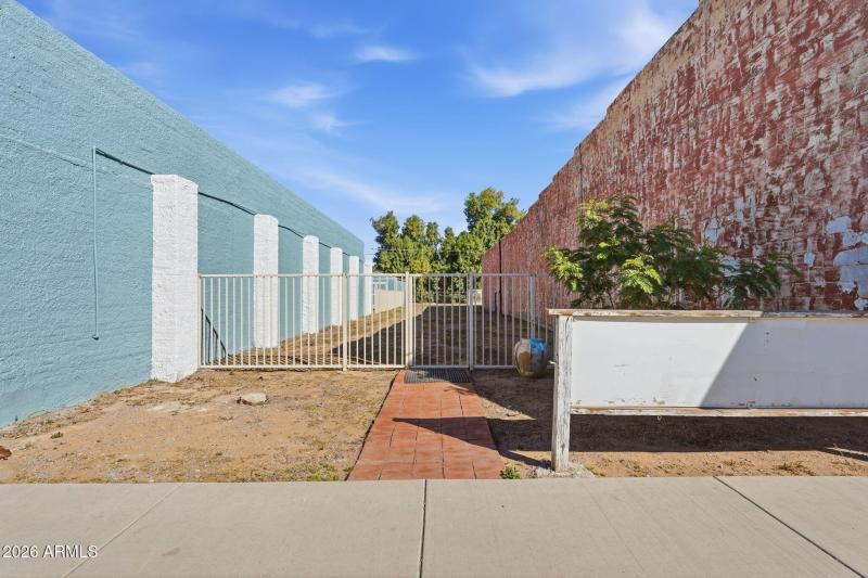 Side Yard that conveys with property