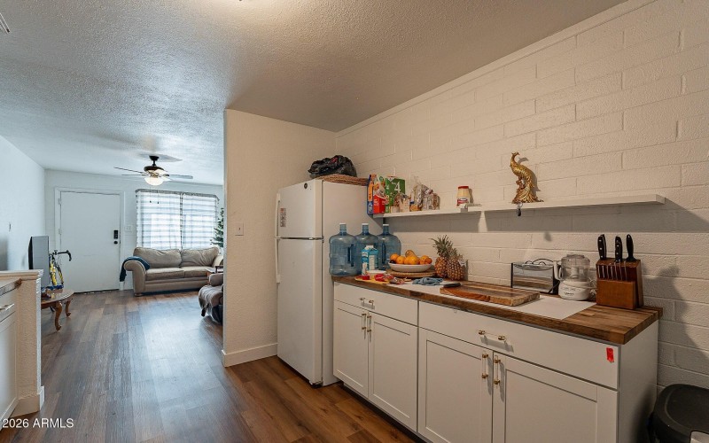 20230309221228935935000000-o