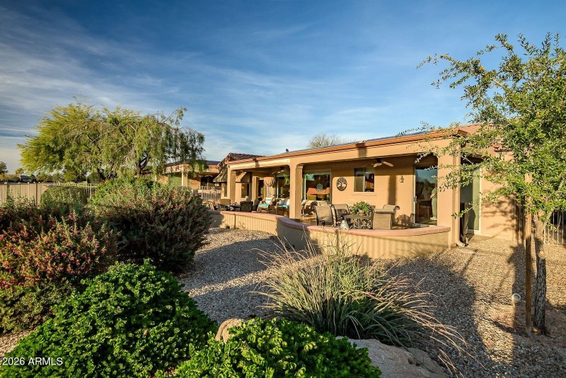 rawhide - bk patio 9