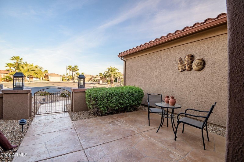 rawhide - front courtyard 2