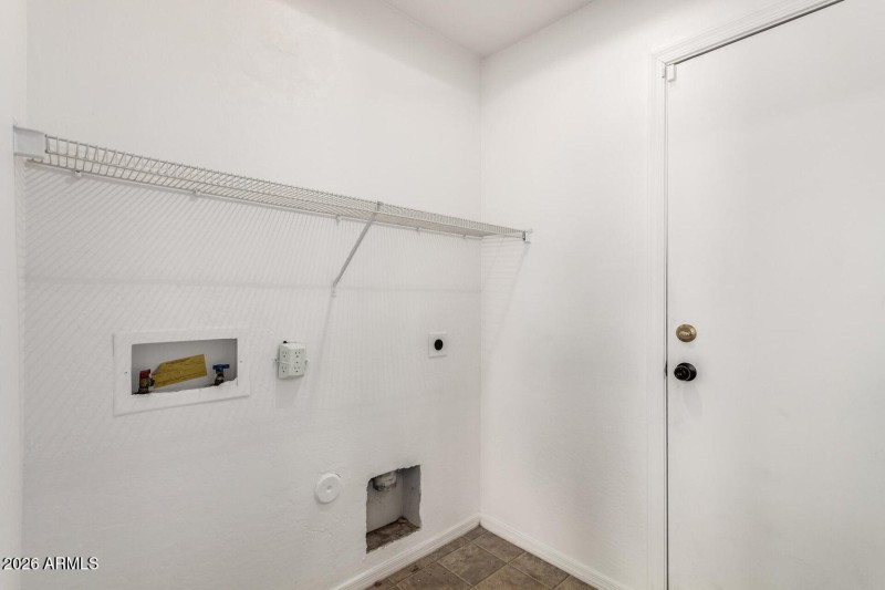 3124 W Maldonado Rd inside laundry room