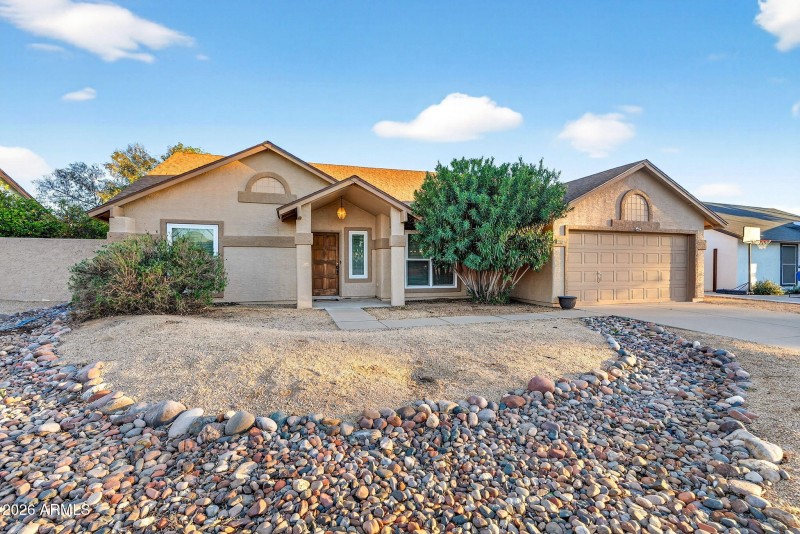 5-web-or-mls-39E Hobart St