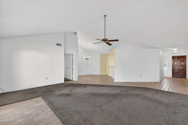 7-web-or-mls-02E Hobart St