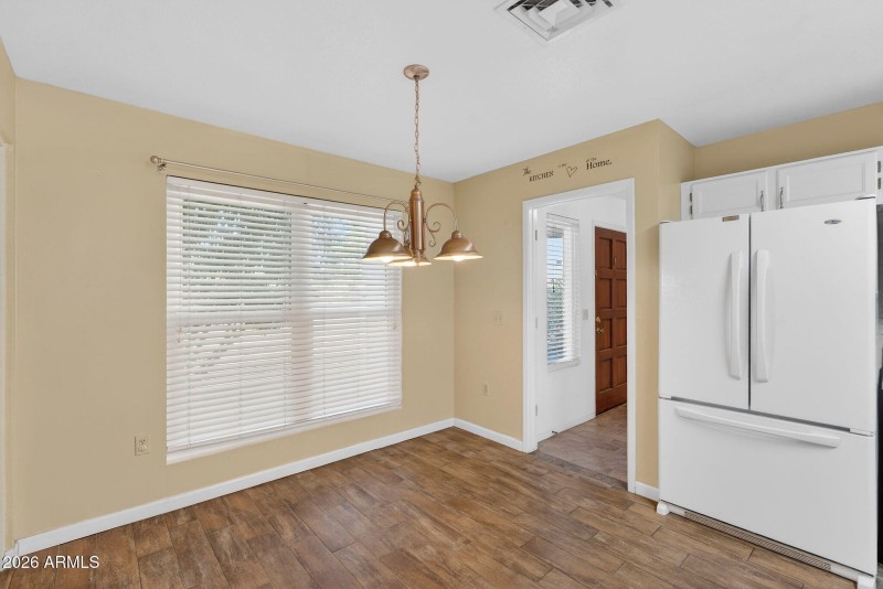 18-web-or-mls-11E Hobart St