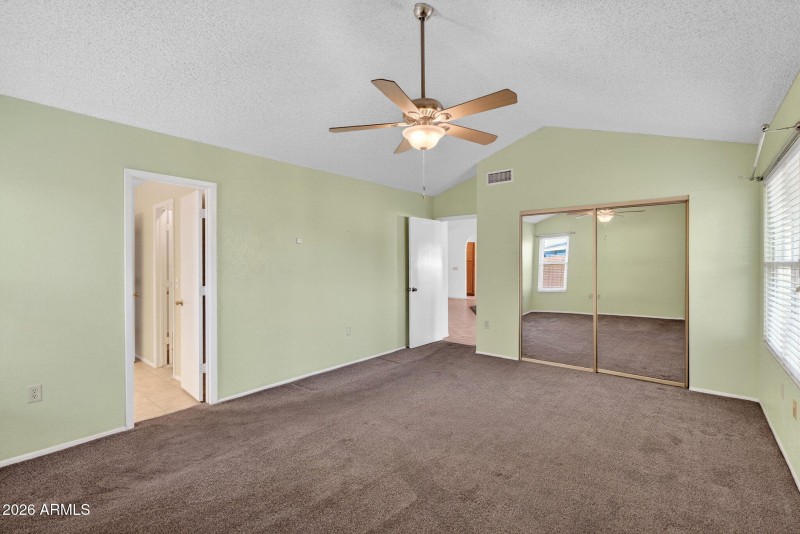 23-web-or-mls-16E Hobart St