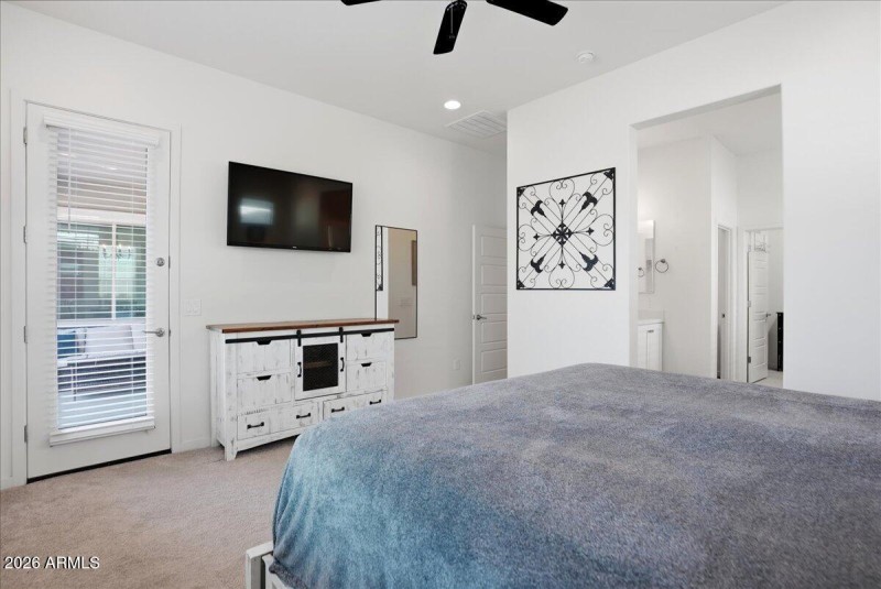 19-21088 E Arroyo Verde Dr_RedHogMedia