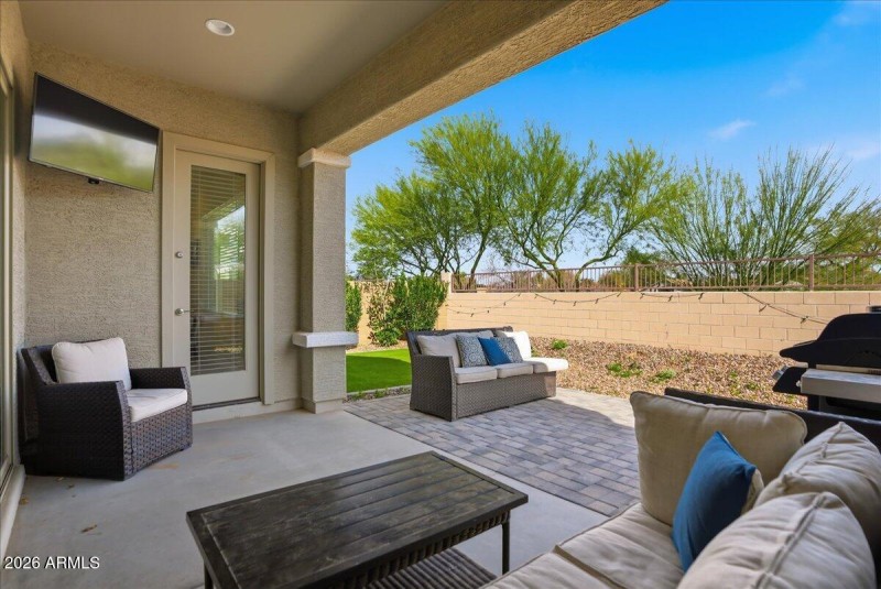 35-21088 E Arroyo Verde Dr_RedHogMedia