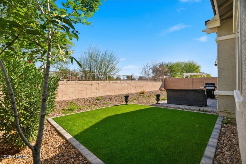 41-21088 E Arroyo Verde Dr_RedHogMedia