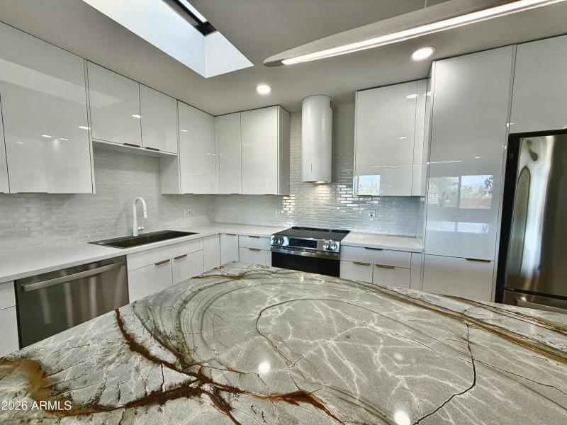 N Cameron Kitchen 12