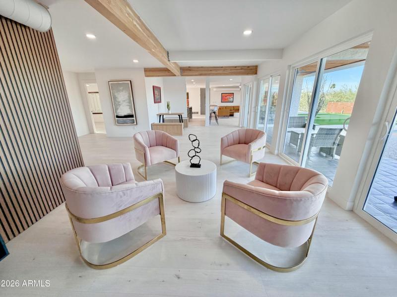 N Cameron Sitting Area 15