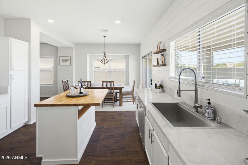 bright cheery kitchen