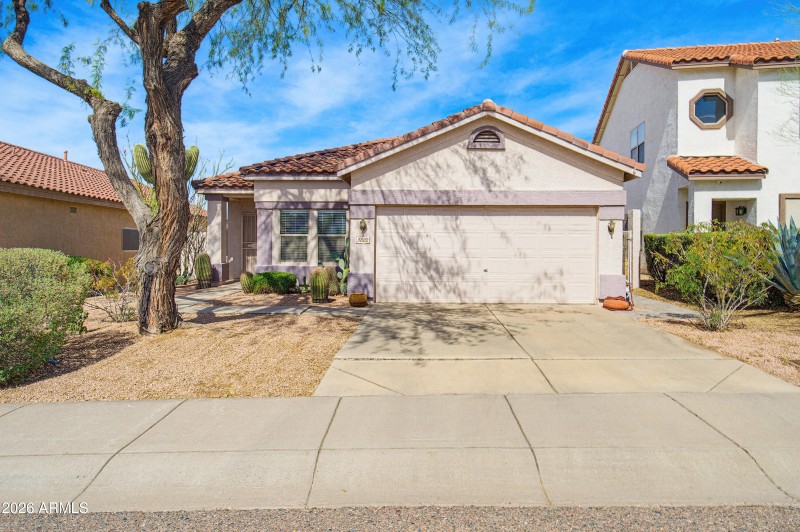 5022 E Peak View Rd-35