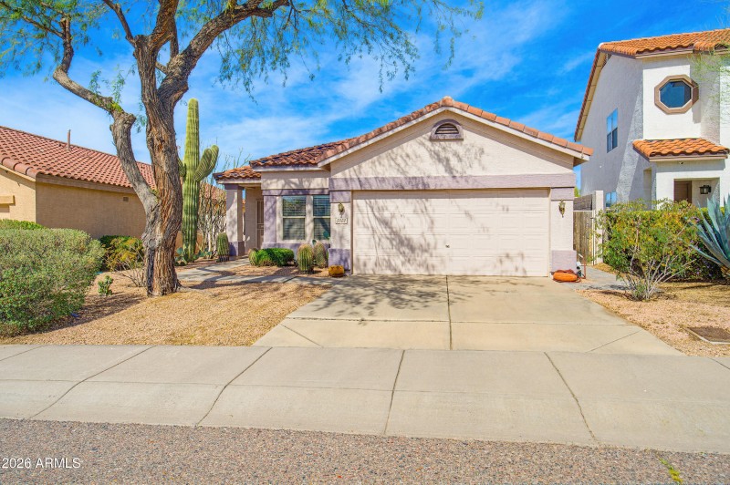 5022 E Peak View Rd-38