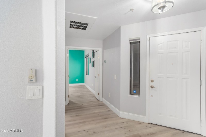 01-Frank Lloyd Weight