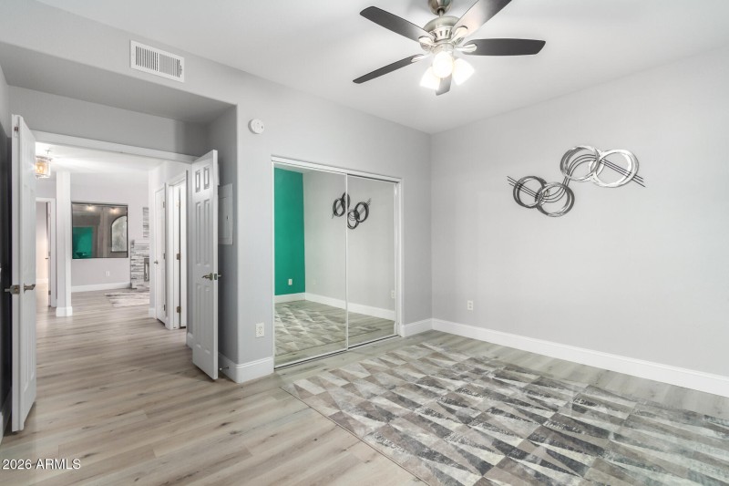 26-Frank Lloyd Weight