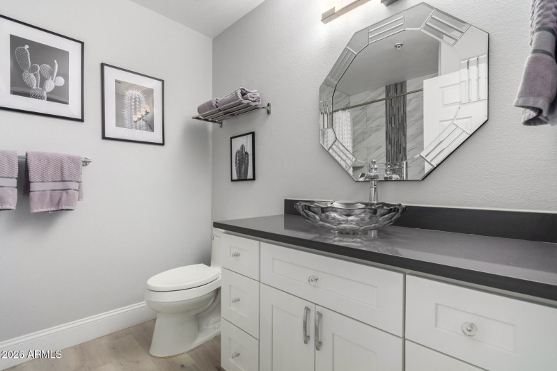 28-Frank Lloyd Weight