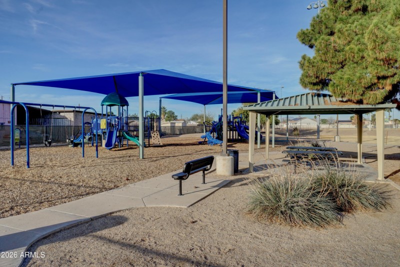 25 - Neighborhood Park